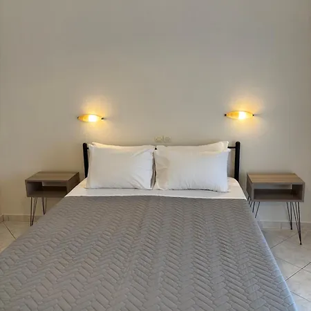 Garden * Alykes (Zakynthos)